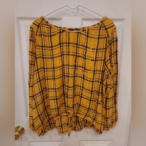 Women's Lane Bryant yellow plaid shirt with front tie. Size 24